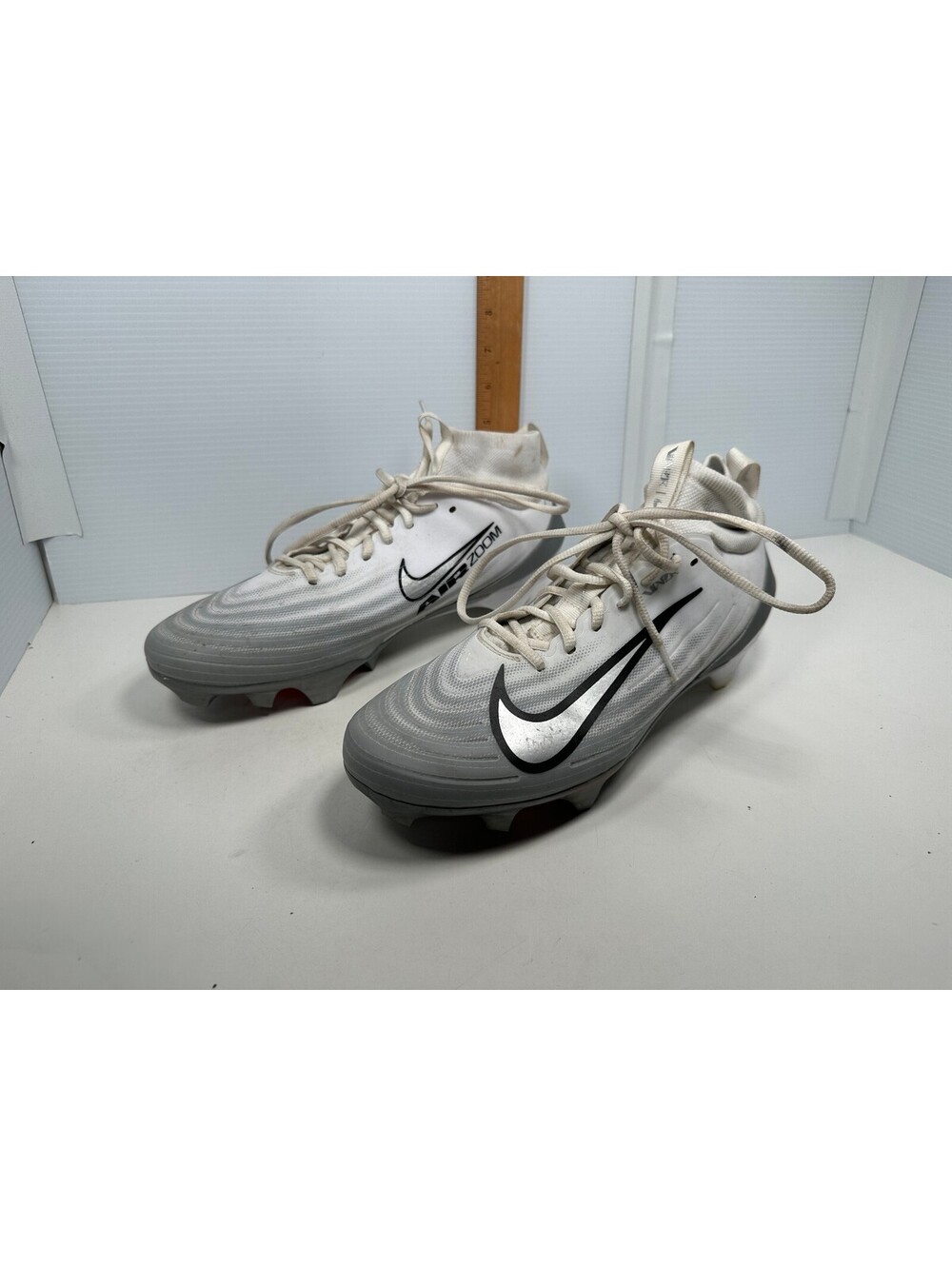 Nike Zoom Vapor Pro 1 Football, Soccer Cleats Shoes M Size 11.5 White FB3298-100